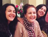 إيمي سمير غانم في ذكرى ميلاد والدتها: كل سنة وانتى طيبة يا مامى يا أحلى ذكرى فى حياتى