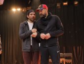 أبطال "كازانوفا" لـ عمرو يوسف والرداد يكشفون عن كواليس المسرحية (فيديو)