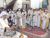 الأسقف العام لكنائس وسط القاهرة يترأس قداس عشية عيد الغطاس بالكنيسة المرقسية