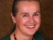 العالم هذا المساء.. فيضانات تجتاح أوروجواى والبرازيل وتشيلى تتأهب لتسونامى.. وفاة مطربة تشيكية تعمدت إصابة نفسها بكورونا لتجنب الحصول على اللقاح.. ومرشح لمجلس الشيوخ الأمريكى يدخن الحشيش خلال حملته الانتخابية