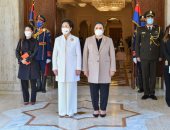 السيدة انتصار السيسى ترحب بزيارة قرينة رئيس كوريا الجنوبية بقصر الاتحادية