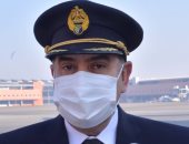 وزير الطيران يقود أول رحلة بـ"خدمات صديقة للبيئة" بين القاهرة وباريس