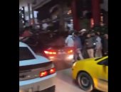 احتفالات جنونية للاعبين والجماهير في شوارع تونس بعد إقصاء نيجيريا.. فيديو