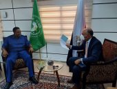 السفير المصري في جيبوتي يلتقي بالسكرتير التنفيذي لمنظمة الإيجاد