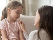 5 آثار سلبية للمبالغة فى الخوف على أطفالك.. منها قلة الثقة بالنفس