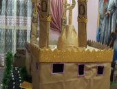ماريان تصمم مجسم لمسجد مع كنيسة بالفوم والألوان البلاستيك.. صور