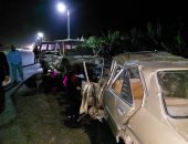 مصرع 3 مواطنين وإصابة 4 فى اصطدام ميكروباص بسيارة ملاكى بمدينة إسنا