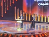 محمد هنيدى وكارمن بصيبص أفضل ممثل وممثلة بحفل توزيع جوائز JOY AWARDS.. فيديو