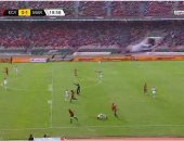 ياسين بونو يتصدى لتسديدة فتوح ويمنع هدفا محققا للفراعنة.. فيديو