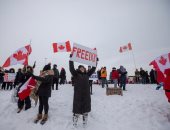 مظاهرات على الجليد.. مسيرات احتجاجية فى كندا على قيود كورونا