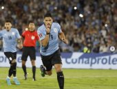 لويس سواريز يحتفل بفوز أوروجواى واقترابهم من التأهل لكأس العالم 2022
