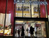 "Dolce & Gabbana "توقف استخدام فراء الحيوانات لصالح بديل "صديق للبيئة"