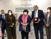 فوز الزميل وائل السمرى بجائزة أفضل كتاب بمعرض القاهرة عن مسرحية "كما لا ترون"