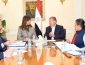 وزارتا "الهجرة وقطاع الأعمال" تبحثان الاستعداد للنسخة الـ6 من مؤتمر "مصر تستطيع"