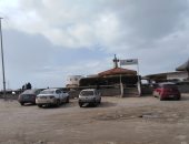 أجواء مشمسة وتوافد المواطنين على شاطئ رأس البر.. لايف وصور