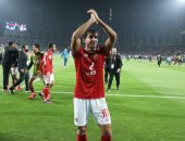 كواليس غرفة الملابس.. محمد هانى يروى صدفة المشاركة فى مركز الظهير الأيمن