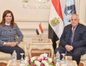 وزيرة الهجرة تبحث مع رئيس العربية للتصنيع محاور مؤتمر "مصر تستطيع بالصناعة"