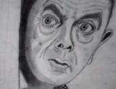 بالقلم الرصاص.. "أحمد" 56 سنة يبدع فى رسم المشاهير