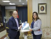 محافظ دمياط تستقبل سفير جمهورية الفلبين لبحث سُبل تعزيز أواصر التعاون المشترك