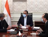 رئيس الوزراء يتابع مع وزير التموين توافر السلع الاستراتيجية واستعدادات رمضان