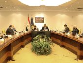 وزيرا البيئة والاتصالات يناقشان استعدادات استضافة مصر قمة التغير المناخى 