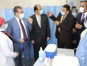 محافظ المنوفية ومساعد وزير الصحة للطب الوقائى يدشنان حملة للتطعيم ضد كورونا