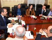 نواب باجتماع لجنة الشباب: "حياة كريمة" غيرت وجه الحياة فى القرى والريف