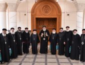 البابا تواضروس الثانى يستقبل الأنبا باخوم ووفدًا من كهنة أسوان