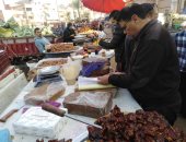 إعدام أغذية فاسدة وإحالة محاضر المخالفات للنيابة فى حملات مكبرة بالدقهلية ..صور