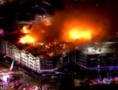 حريق ضخم يلتهم مجموعة شقق سكنية فى مدينة أوكلاهوما الأمريكية.. فيديو