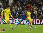 منافس الأهلى.. صحف السعودية تشيد بأداء الهلال أمام تشيلسى