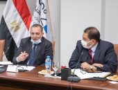 اقتصادية قناة السويس تبحث مع الجهات المعنية آليات منع تكدس الحاويات فى السخنة