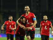 عمرو السولية يسجل رابع أهداف الأهلي فى شباك الهلال السعودي.. فيديو