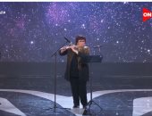وزيرة الثقافة تبهر الحضور بعزفها على "الفلوت" في حفل افتتاح برنامج "الدوم"