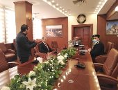 محافظ بورسعيد يبحث مقترح إنشاء منظومة لمتابعة حالة المرور وربطها بغرفة التحكم