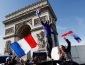 فرنسا.. اشتباكات بين الشرطة وطلاب رافضين لنتائج الانتخابات الرئاسية