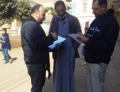 حياة كريمة بالمنوفية.. حملات توعية وطرق أبواب فى ساحل الجوابر 