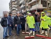 محافظ بورسعيد يعلن مواصلة رفع درجة الاستعداد القصوى لمواجهة الطقس السيئ.. صور