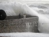 مصرع 3 أشخاص وإصابة 12 آخرين جراء عواصف رعدية بجزيرة "كورسيكا" الفرنسية