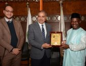 "سفراء الأزهر" تكرم 200 طالب وطالبة من المشاركين فى الدورة التدريبية