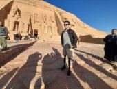 أمريكى يقطع آلاف الأميال بالأطراف الصناعية لمشاهدة تعامد الشمس.. صور وفيديو