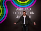 عمرو دياب يعلن توقيع شراكة مع منصة أنغامى لبث جميع أغانيه حصرياً