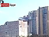 كاميرات المراقبة توثق قصفا روسيا لمبنى فى العاصمة كييف.. فيديو