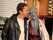 كريم محمود عبد العزيز برفقة الفضائيين فى ظهور جديد