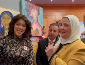 وزيرة التضامن تفتتح معرض "المرأة والحياة" وتشيد بدور مهرجان أسوان 