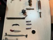 جمارك المطار تضبط 3 محاولات تهرب جمركى لعدد من الأسلحة البيضاء وزيت الماريجوانا 