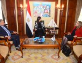 وزيرة الهجرة تجتمع مع رئيسة مجلس الأعمال الأفريقى لبحث سبل التعاون