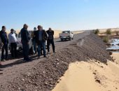 محافظ الوادى الجديد يتابع تطوير منطقة الناضورة ضمن مشروع الهوية البصرية بالخارجة