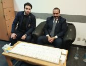 جمارك مطار القاهرة تضبط محاولة تهريب عدد من الأقراص المخدرة