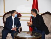 وزير الداخلية يصل تونس للمشاركة بمجلس وزراء الداخلية العرب